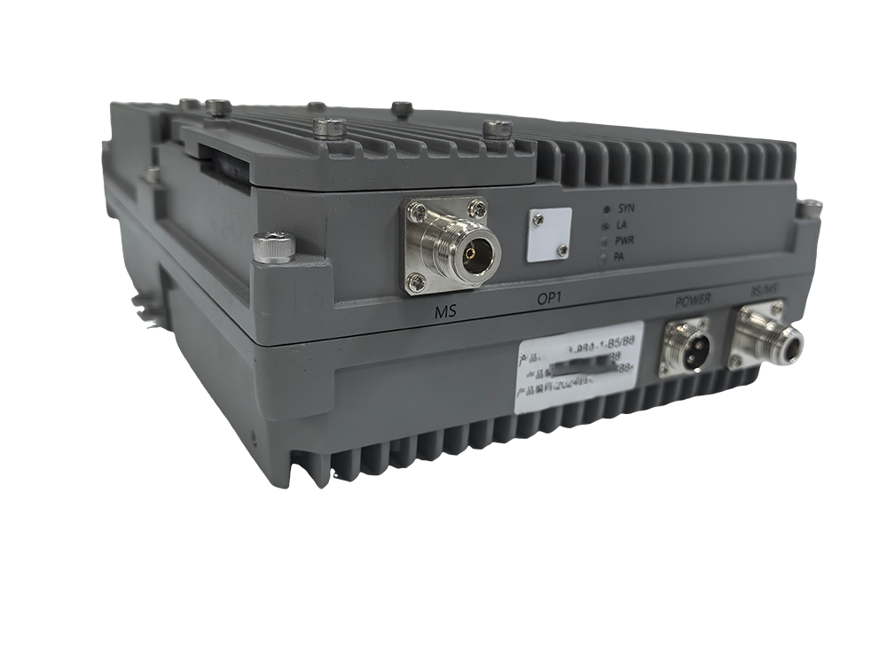  隆广镇三频手机信号接收器2000㎡